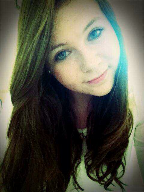 My girls mean the most!3. 25CF9381.   follow me and ill followback :p