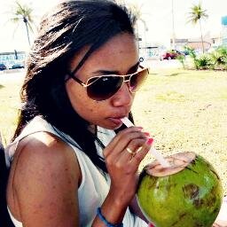 Sou a garota ideal... alegre diverdita ..  especial...