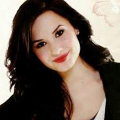 Me encanta cantar , escuchar  música , dibujar y pintar ♥♫♪♥: Una ALIADA y ademas AMO a DEMI LOVATO