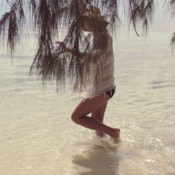 Human Resources & Travel writer. Always planning the next geographical ✈