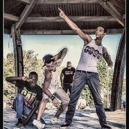 #TeamLesTwins #TeamHipHop #TeamRéunion # 974 # follow moi et jte follow back aller go go go ! mi aime a zot !