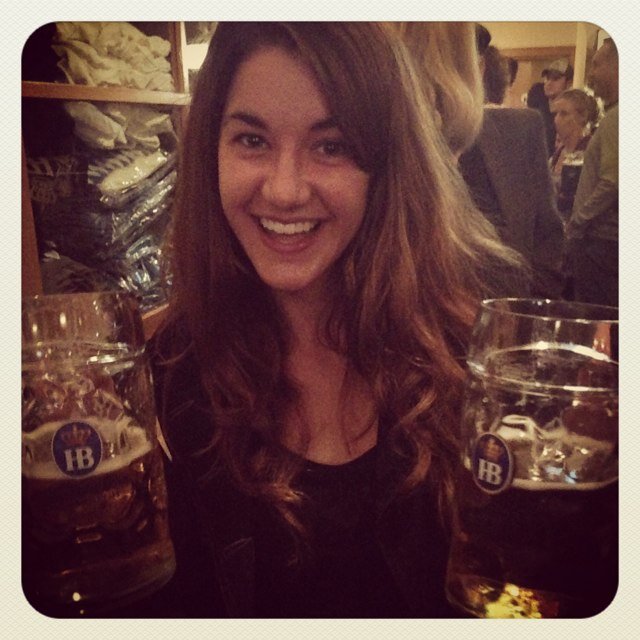 Courtttt19's profile picture. 