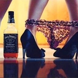 CollegeGirls100's profile picture. The College Life