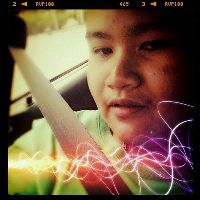 my name is football , 15 years old. thanks you follow me / follow me now. Hahaha!  Line : superfootball. IG : Football2541 FB : ฐาปกรณ์ อยู่เอี่ยม