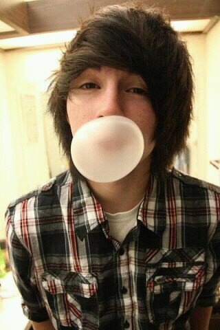 I like bands|gay|New to twitter|DM me ;~;|Single|•i follow back•|rp|