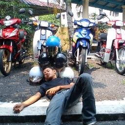 Hidupmu adalah milikmu, kamu sendiri yang menentukan baik buruknya, dan kamulah yg memimpin dirimu sendiri, bukan orang lain.