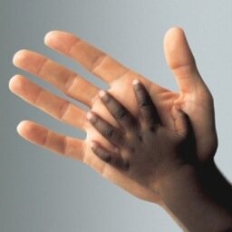 AdozionInternaz's profile picture. Parliamo di #Adozioni #Internazionali. Aggiornamenti, domande, news. Italia - Roma Discussing on #international #adoptions, questions, news RT NOT Endorsement