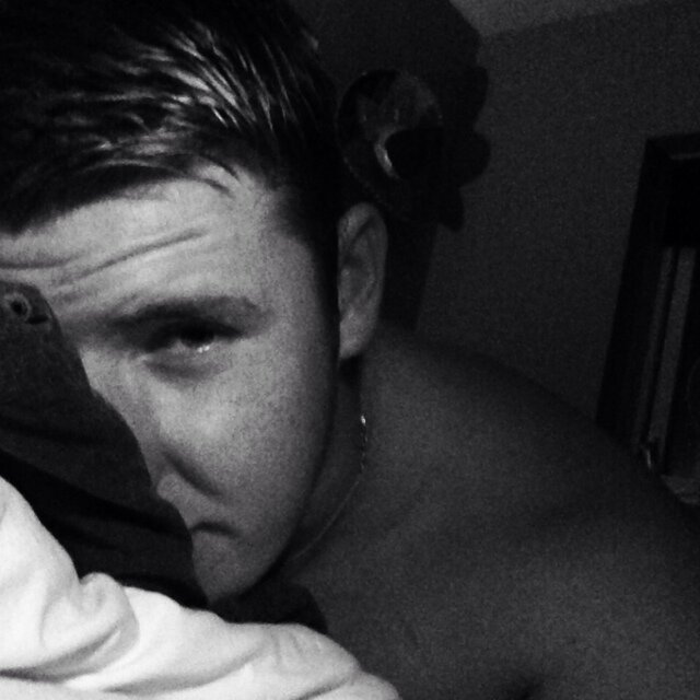 -uitgesproken mening 
-insta: jeremyschreuder
-levensgenieter
-Waterpolo
-houtrib heren 1/2
-1995 
-Deltion College