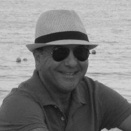 La mejor manera de predecir el futuro es creándolo - 
Peter Drucker-