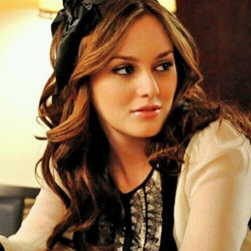 I advocate glamour. Everyday. Every minute. Glamour above all things. [THG-RP|#PanemsDolls|#QueenB]