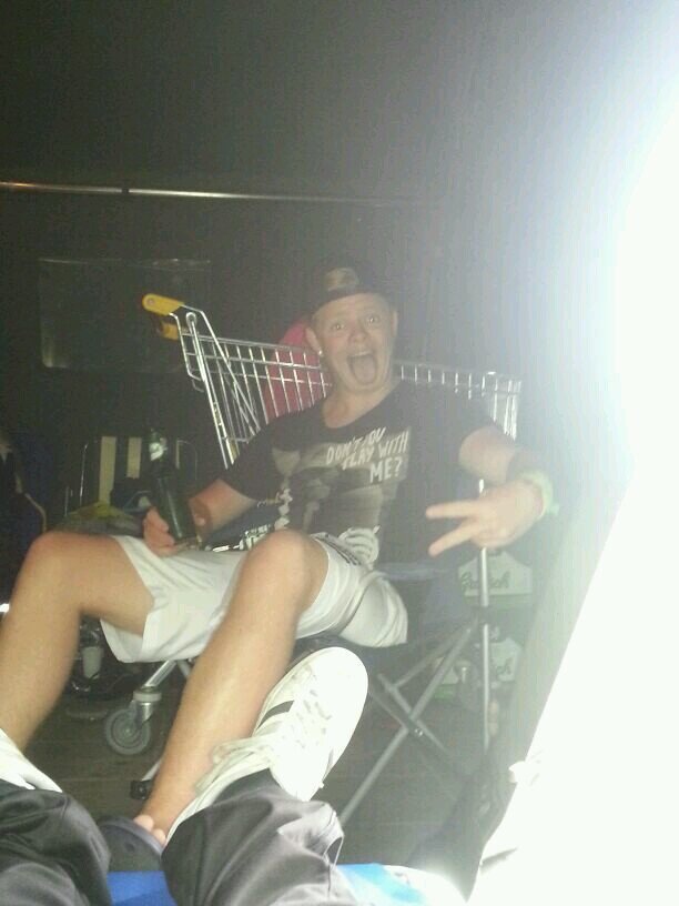 Hengelo Gld | Pax A2 | Rietveld Lyceum | Havo 5 | Go hard or go home | Leider D3 | Grolsch | Living the good life | PS3 | ♥♡♥ |