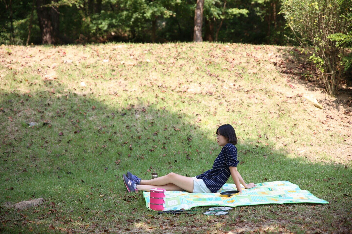 chachacopy's profile picture. 86년생 카피라이터(2011~ ), 주로 회사에 있거나... 회사에 있습니다. 그래도 틈틈히 할 건 다 해요. 무려 연애 중 이랍니다. 글로 스트레스 받고 글로 스트레스 풀어요.