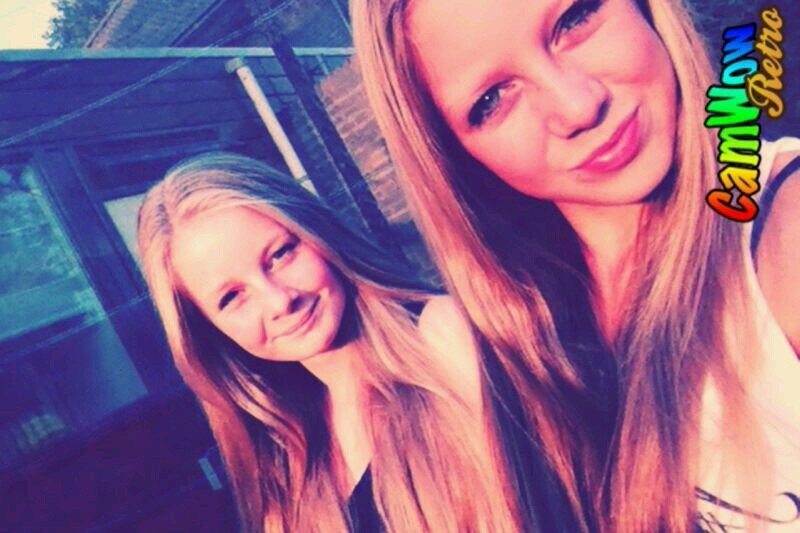 You know my name NOT MY STORY♡             Best friend forver @felientjeX  ♡ Beste vriendinnetje voor altijd ik hou van jou schatjee !!  xxxx Felienn