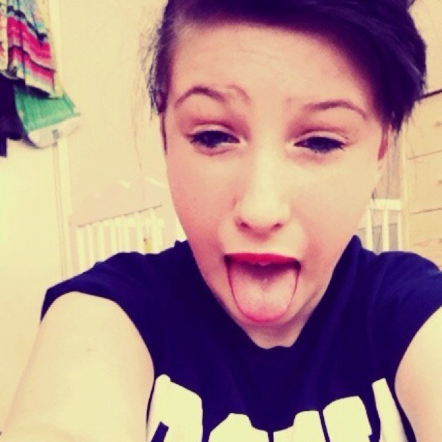 Hello my name is desiree amd im a young singer who wishes to go on the xfactor ;) x