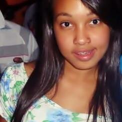 Prazer Thalia Alves , 16 .Instagram:@thataaalves ;} #FALLOW-ME