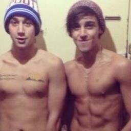 Hi, we give u a freefollow ... but follow   @janosgayanssex & @iLukeysGirl please :) thanks