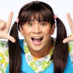 Yaya, can you make them follow follow me na?