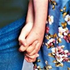 Tal vez por el miedo a quererte no supe tenerte, cabrón. Tan sólo quería enamorarte tanto como tú lo hiciste.