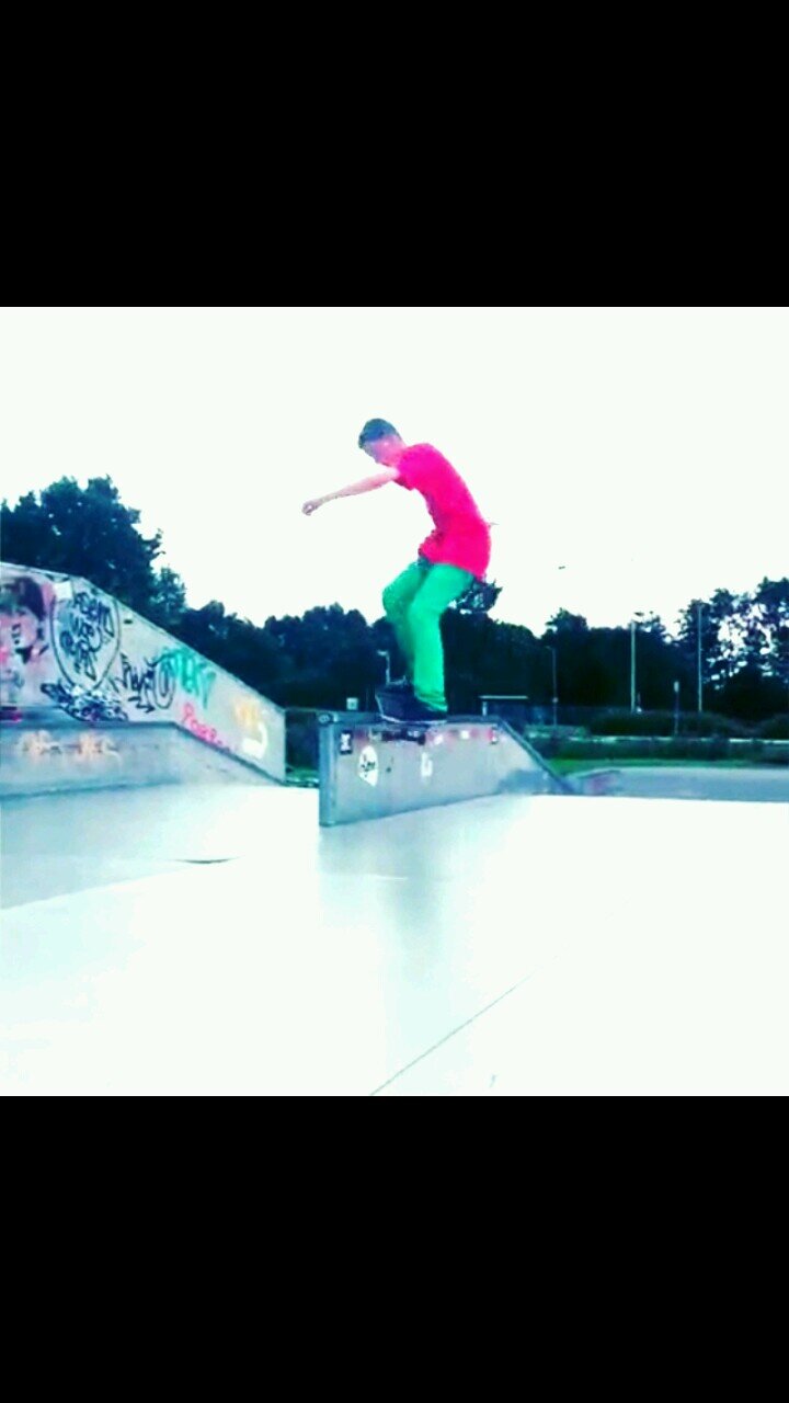 spug                                                            skateboarding is my life                           skate all day every dayy