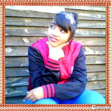 I'm a singer, dancer like to chill with friends.