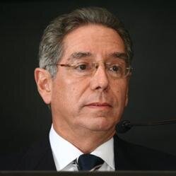 Abogado, Ex Embajador de Panamá ante Casa Blanca, Ex Magistrado de Corte Suprema de Justicia, Ex Director de la Autoridad del Canal de Panamá.