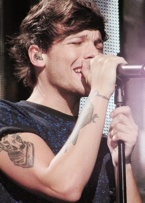 Louis is my life saver. I love him alot. TBCI