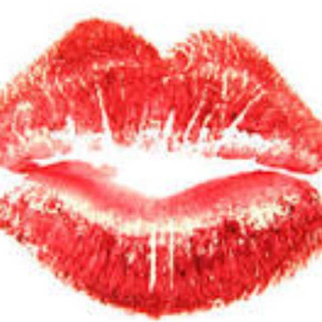 emory_makeouts's profile picture. when in doubt, just make out. (and then send it to us)
send your photos to dooleymakesout@yahoo.com