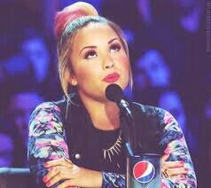 Follow me on: @Anaaa_karen
And vote for Demi! (:
