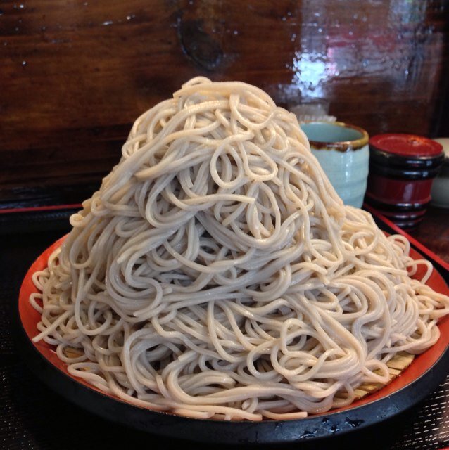 なんだろ？
理想は石のお地蔵さん。
ひっそりと静かに朽ちていく。