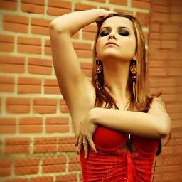 2012paulinha86's profile picture. 