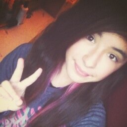 Im 14|singing is my passion|SINGLE| i play keyboard &guitar|instagram:yajairavillanueva|1D|BVB|BMTH|SWS3