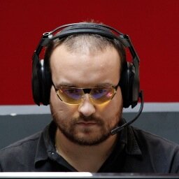 -Top 4 clam Arena 2013 (PS3)
- Top 4 Fr 2013 (PS3)

Xbox ID : InFamouS JayCe
Skype ID : julienvv16