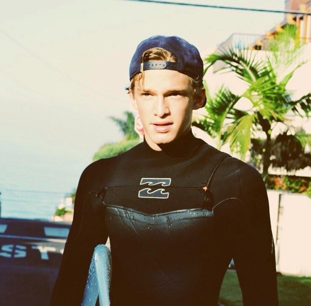 The boys who took my heart Justin Bieber

 and Cody simpson

justin taught me to  NEVER SAY NEVER

And cody took me to his paradise journey

Both my idols.
