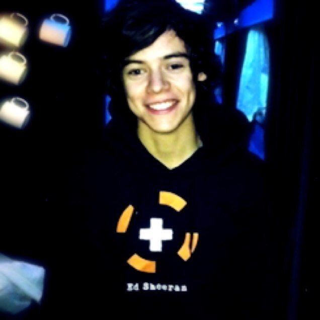 fcknfalse's profile picture. Lately, I've been, I've been losing sleep. Dreaming about the things that we could be.