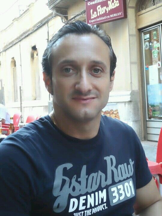 ENTRENADOR DE FÚTBOL NACIONAL Y LICENCIA PRO-UEFA...