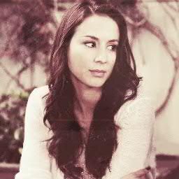 I love PLL!!! ;))