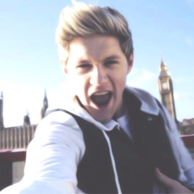 ∞ jυѕт goт a ғree ғollow yayy now вe nιce and ғollow @XxSarah_HoranxX plѕ ғollow нer ! ѕнe ғollowѕ вacĸ ♡