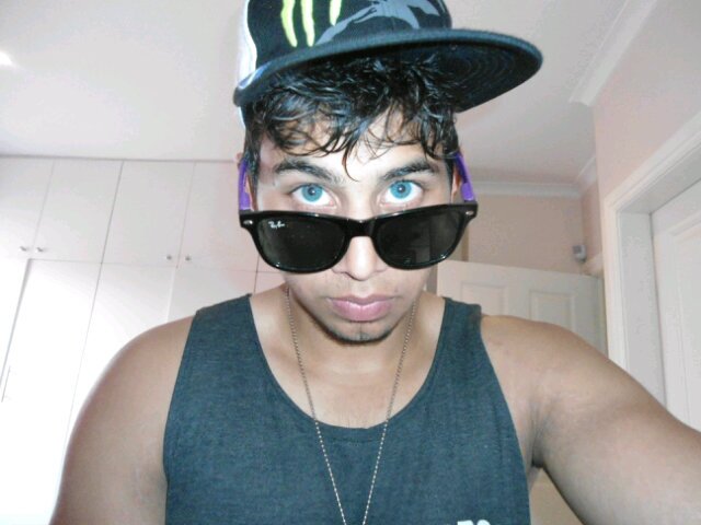 Man United For life / Rugby player (: I go by the Rule train Insane or Remain the Same./ Trance♥