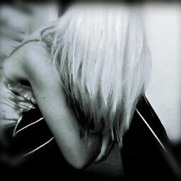 Feeling lost? I can relate. Life isn't easy, follow me and you'll see you're not alone. #KeepYourHeadUp: My avi is me ✌