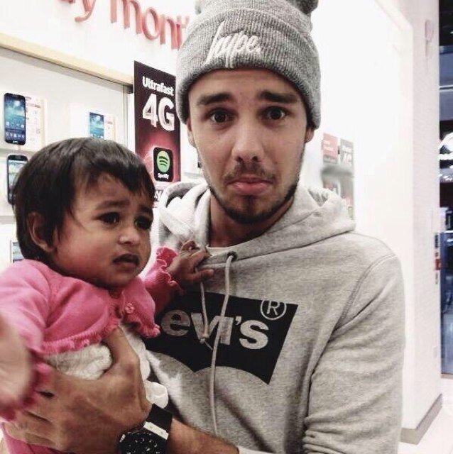 don't give children to liam E V E R but we keep breaking it