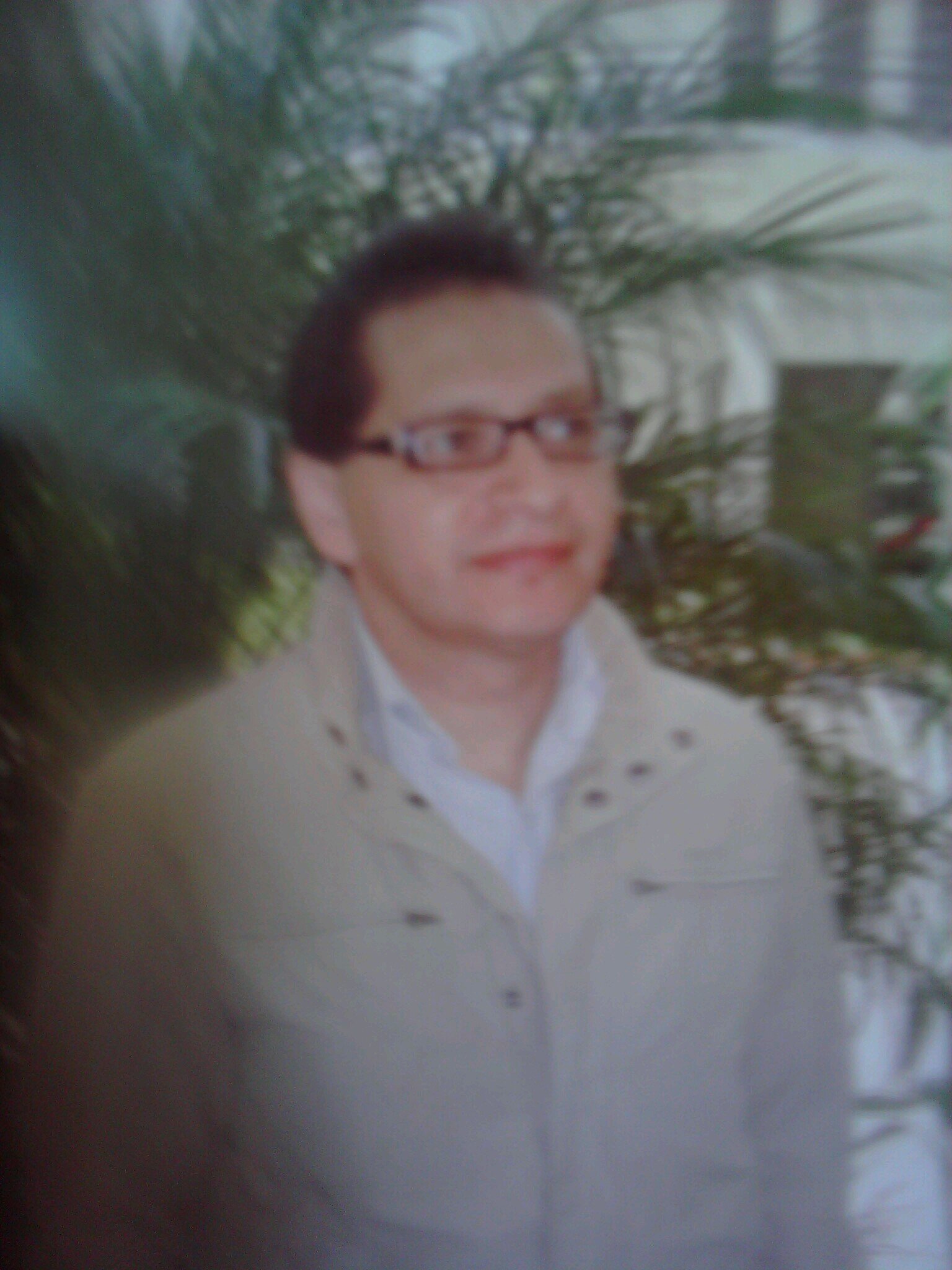 Venezolano, economista, profesor universitario, investigador, MSc Gerencia y Dr. Educación.