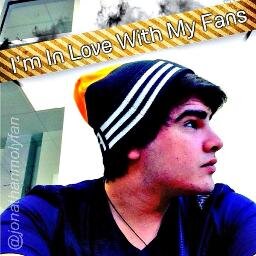 Esta cuenta Creada para ¡APOYAR a nuestro Novio(ídolo) @JonathanMoly! Siguenos Te enterarás de todo y estarás apoyándole. 36♥ Jonathanmania.