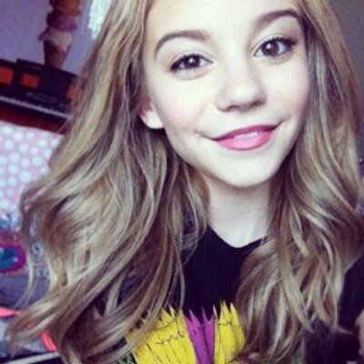 G hannelius live chat