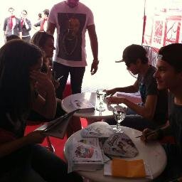 Seu sorriso é o mais belo, e foi por ele que eu me encantei. Amo vocês @Aguiarthur @TatyCirelli
Since: 10/11/12
