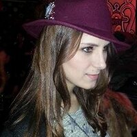 Cynthia - @cynthiavanzella Twitter Profile Photo