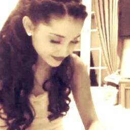 ♫♥ Just a Grande lover and music addicted guy ♥♫
Please read this, it's important ! :) http://t.co/yl7nCWdxeV