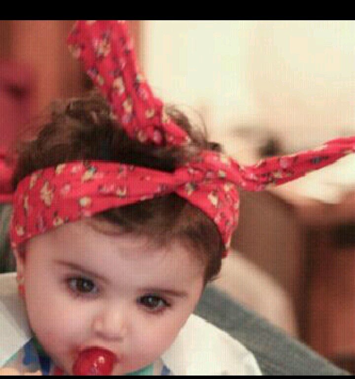 ͟ _ يَختْنِقُ آلشّوق بِـ قَبضةِ آلذّگريٰاتْ ૡ*