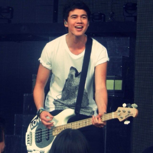 I love 5sos more than I love myself.