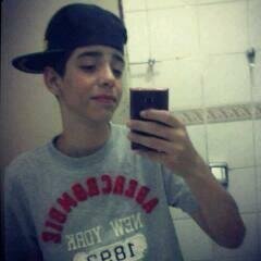 Mais de onde você veio lindo? Idi te amo!! ❥ @oisouvivi aqui.