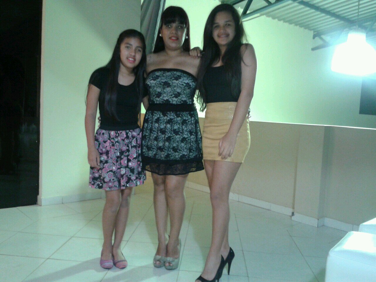 en la vida todo vuelve asi que yo vivo mas que tranquila y feliz a lado de mis amores ♥☺